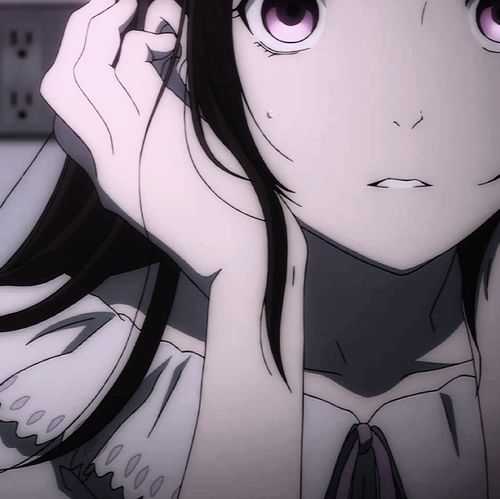 暗示他你在难过的心碎女头