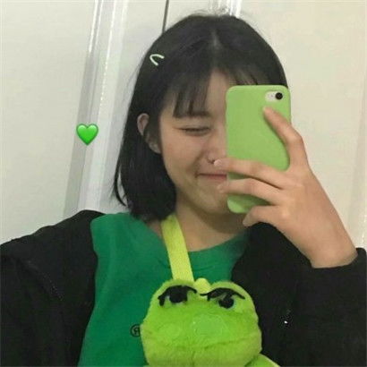 绿色系女生头像,可爱真人冷酷干净绿色系女生头像