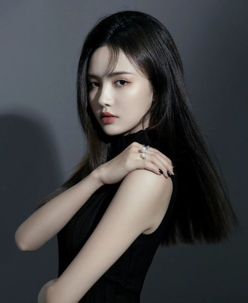 质感十足黑色系窈窕淑女冷色调掠影