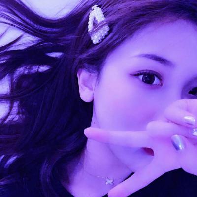 头像女紫色系高清图片女生