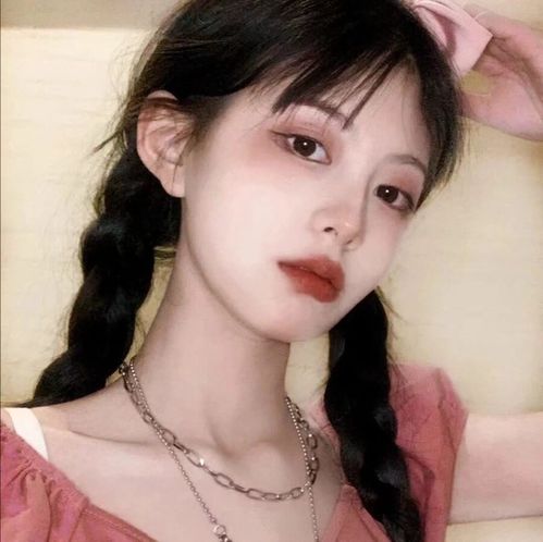 盐系露脸女生头像
