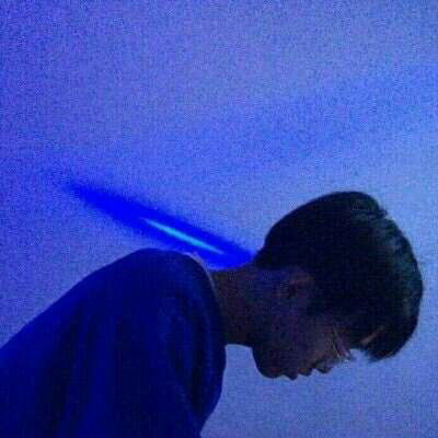 蓝色头像男生高清图片蓝色系帅气有个性