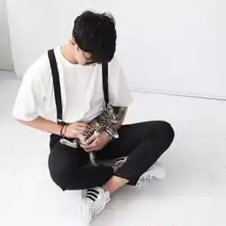 tshirt和随心裤款的搭配,照样玩出时尚新花样