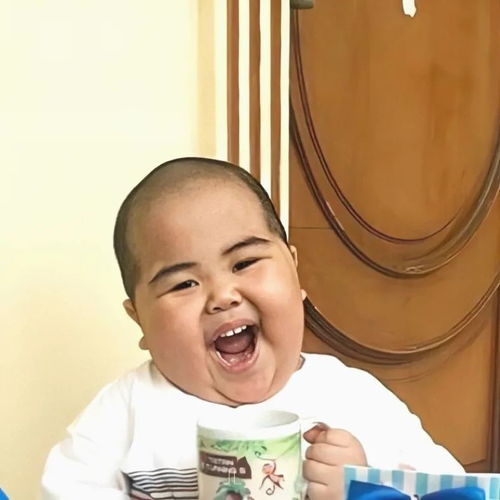 tatan头像治愈系小男孩
