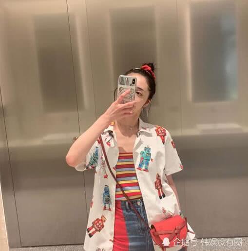 脸小了腿细了i.o.i周洁琼sns晒自拍照,被赞依旧是最强美貌