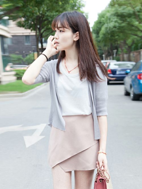 女生需要的基本款的秋装有哪些