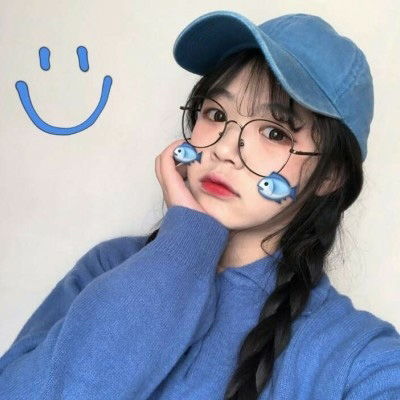 蓝色系头像女生图片2020好看可爱网图女生头像