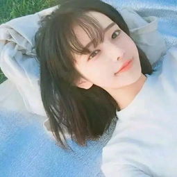 女生头像蓝色系女生头像
