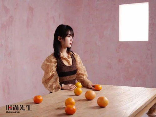 名门泽佳杨紫粉棕色封面很复古橘色系妆容效果温柔不失个性