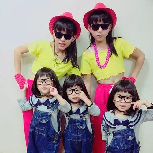这个妈妈生两双胞胎5个女儿,母女6人去逛街,画面太美让人羡慕