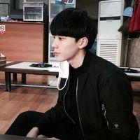 阳光系的头像男生