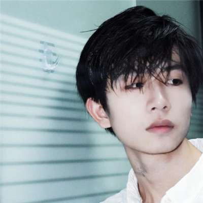 女生喜欢的男生头像女生最感兴趣最容易撩妹的头像
