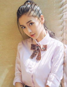 杨颖的图片三张以上