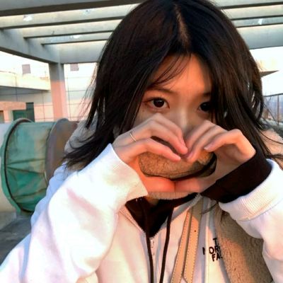 ins偏慵懒女生头像