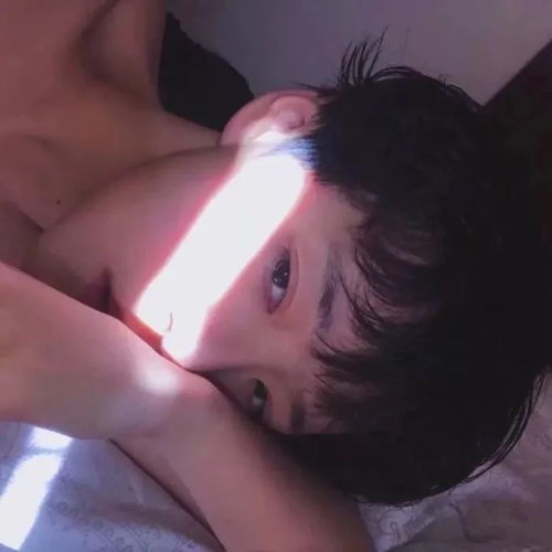 头像女清冷氛围感黑色系欧美清冷