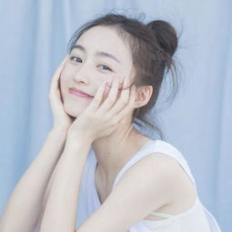 好看的女生扎发发型清爽又有活力