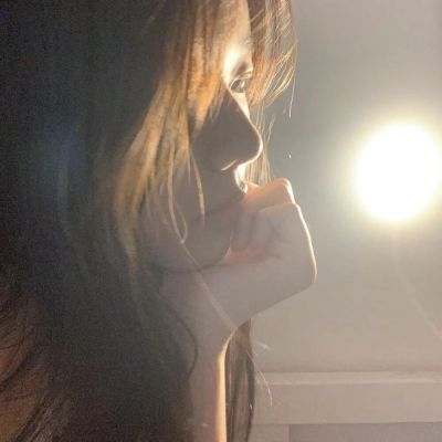 精品单曲循环的歌词里满是遗憾
