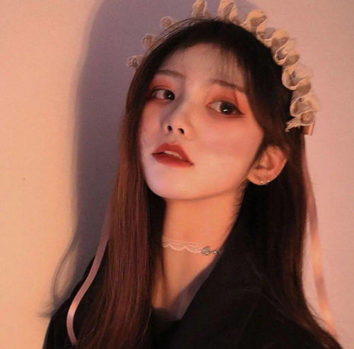 头像治愈系安静唯美女生头像
