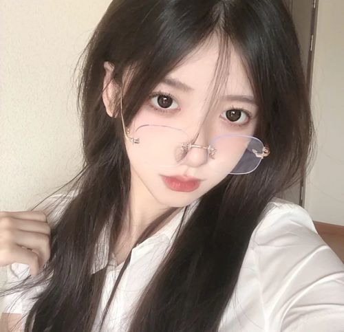 ins纯欲风女生头像