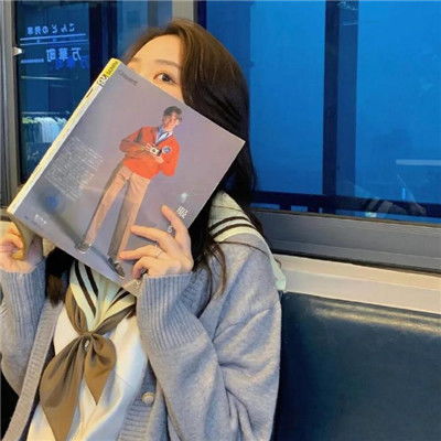 适合夏季的蓝色系女生头像真人2021宇宙所有浪漫我都想和你去看