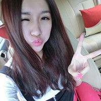 小性感的qq女生头像听世界的喧闹心却寂寥2