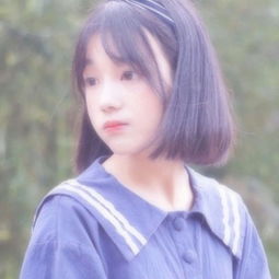 执着自信的女生头像