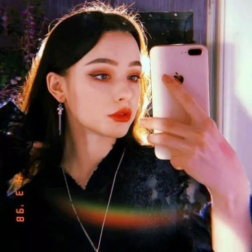 头像抓不住的东西,连伸手都显得多余
