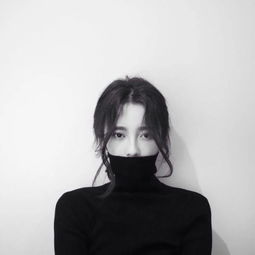 急急急求一情侣头像女生背景是墙找一个男生或请高手ps一张