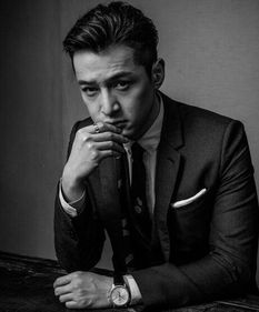一个男演员,拥有一大片男粉丝,不为颜值,只为人品和演技