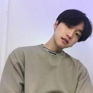 温柔帅气的暖心男生