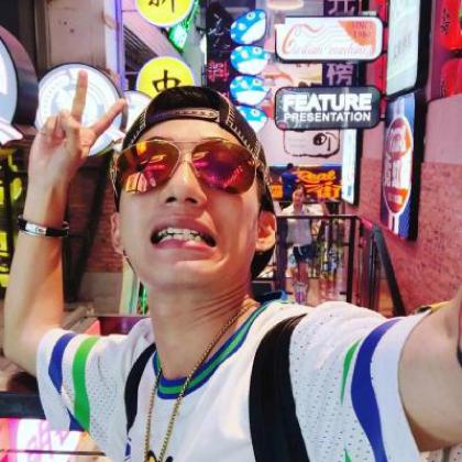 孤傲高冷男头像,微博贴吧qq微信都可以使用的