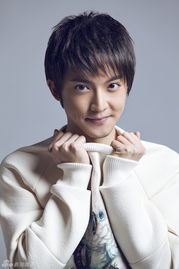 组图陈威翰写真化身阳光邻家男孩
