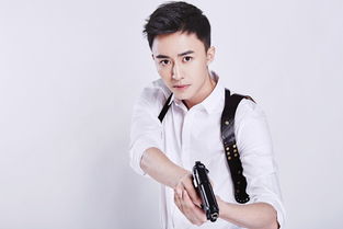 付嘉玩转制服诱惑白衬衣诠释禁欲系型男