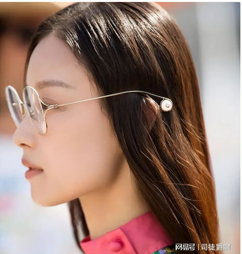 看正脸是绝世美女,侧脸却一马平川,这几位女明星美得太勉强