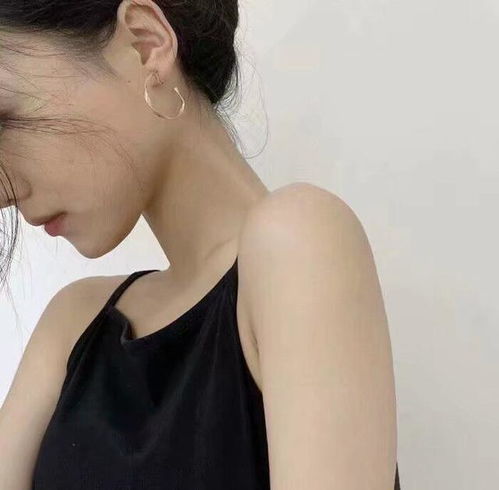 值得抄在笔记本上的温柔句子当时的车窗上雾还是你的名字
