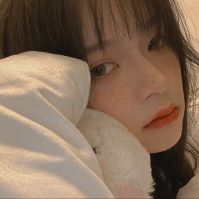青春照片可爱女生头像
