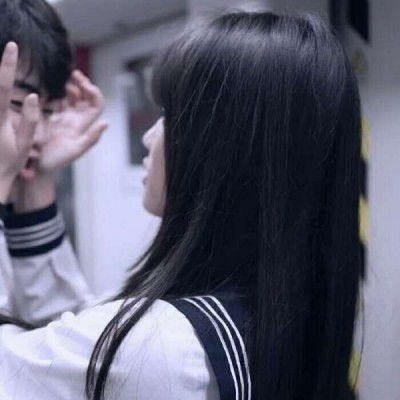 情头亲吻头像真人ins