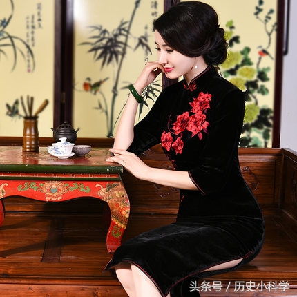 以真诚为半径,用尊重为圆心,送您一个中秋圆圆的祝福妈妈