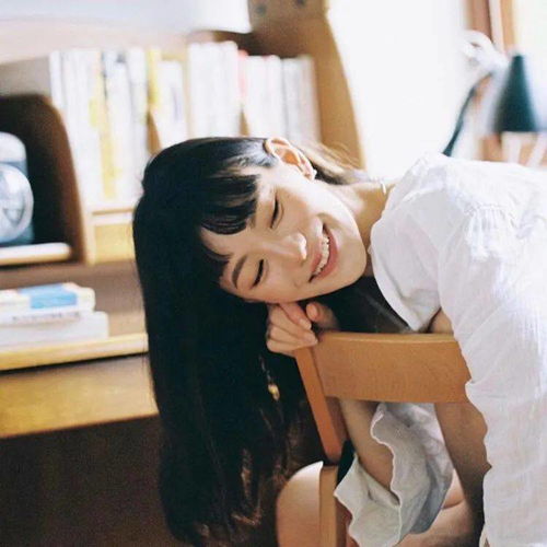 复古风女生头像
