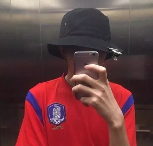 ins红色系超暖男生头像