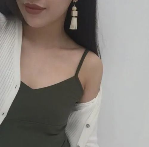 这是不是你发自拍时想找的文案