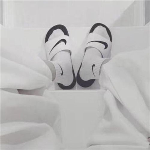 qq头像女生伤感黑白系大全2018有品味的黑白意境头像