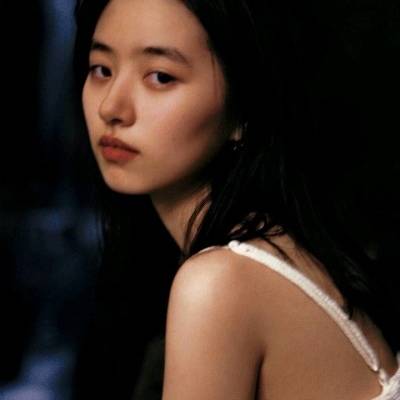 伤感女头孤独冷漠冷淡清晰伤感女生头像系列