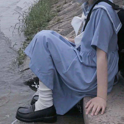 超好看的蓝色系女生头像