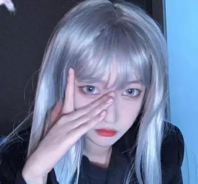 qq头像非主流绿色系女生社会女生