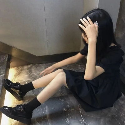 苏苏黑色系女头我才不要可可爱女生头像我要个性网
