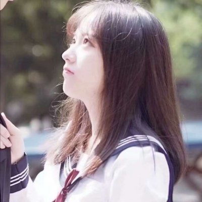 学院风校园校服情侣头像一男一女读书时的恋爱