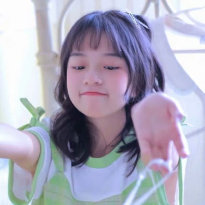 陈情绿色系女生闺蜜头像