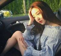 高清气质正脸美女微信头像图片大全