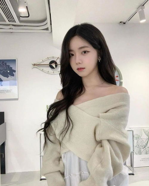 张允恩,颜值和身材俱佳的韩系网红美女